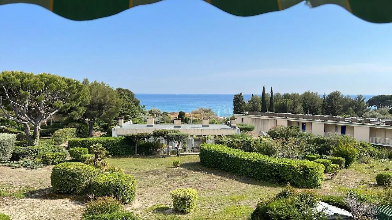 Baie Des Anges contacts